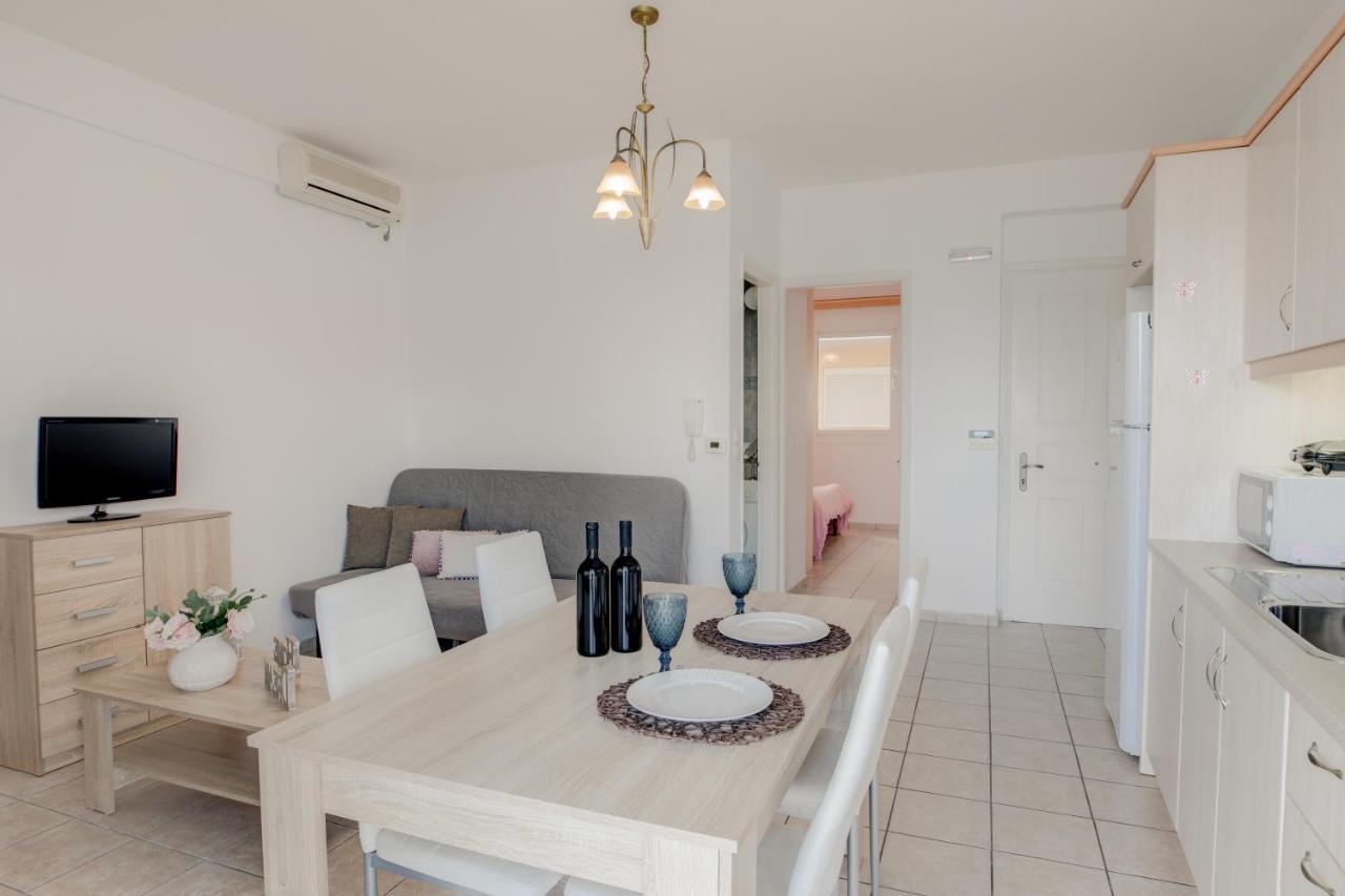 Sugar Blue - Apartments On The Beach Agios Vasilios  Extérieur photo
