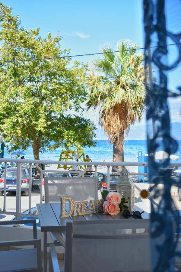 Sugar Blue - Apartments On The Beach Agios Vasilios  Extérieur photo